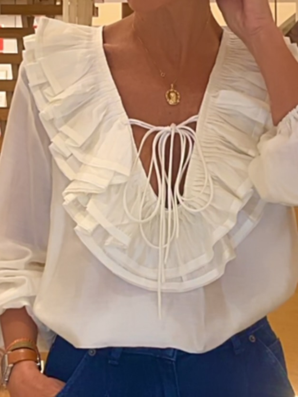 Camisa volantes