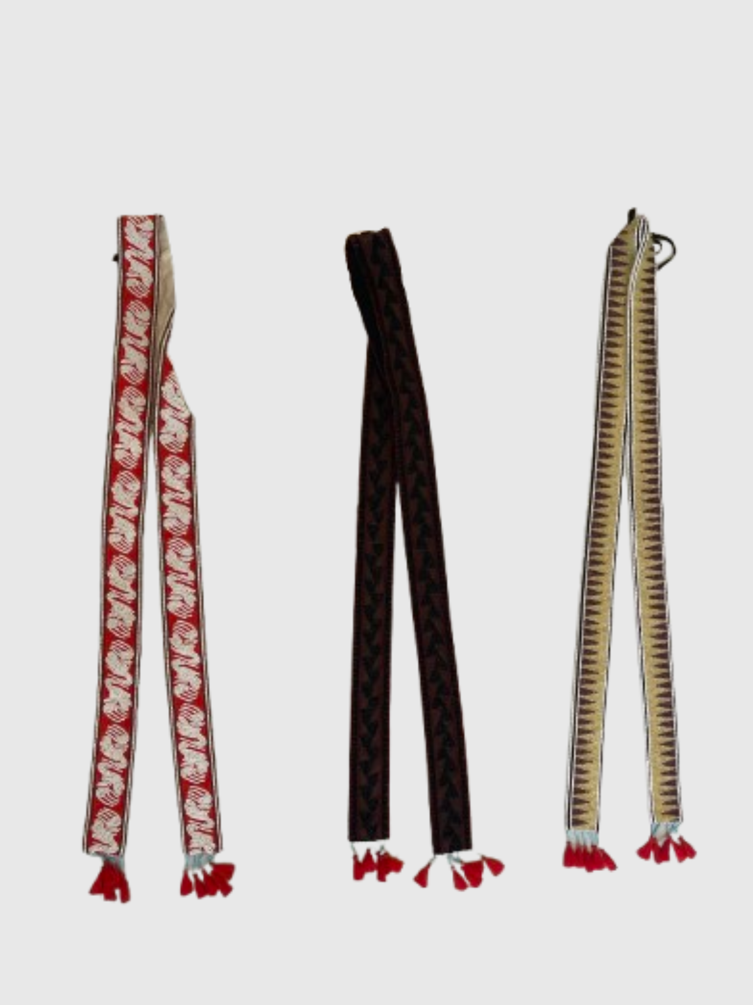 Cinturones bordados - 3 colores